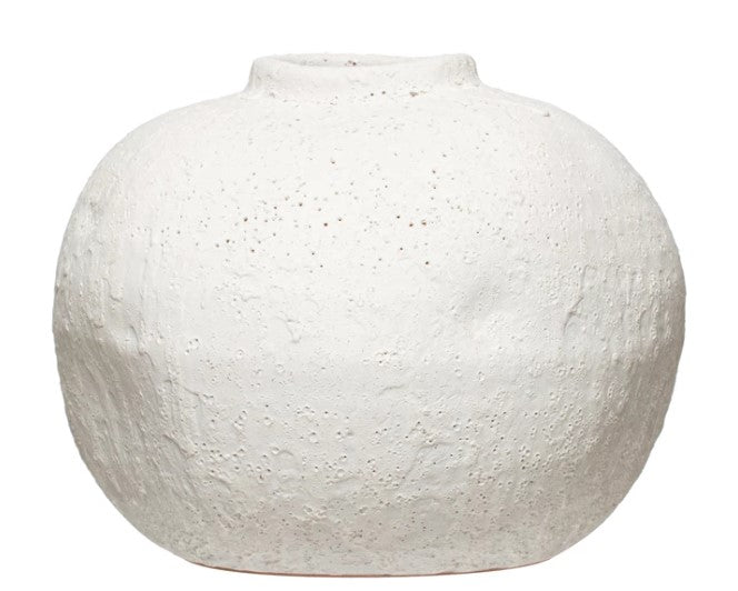 Terracotta vase with matte volcano finish