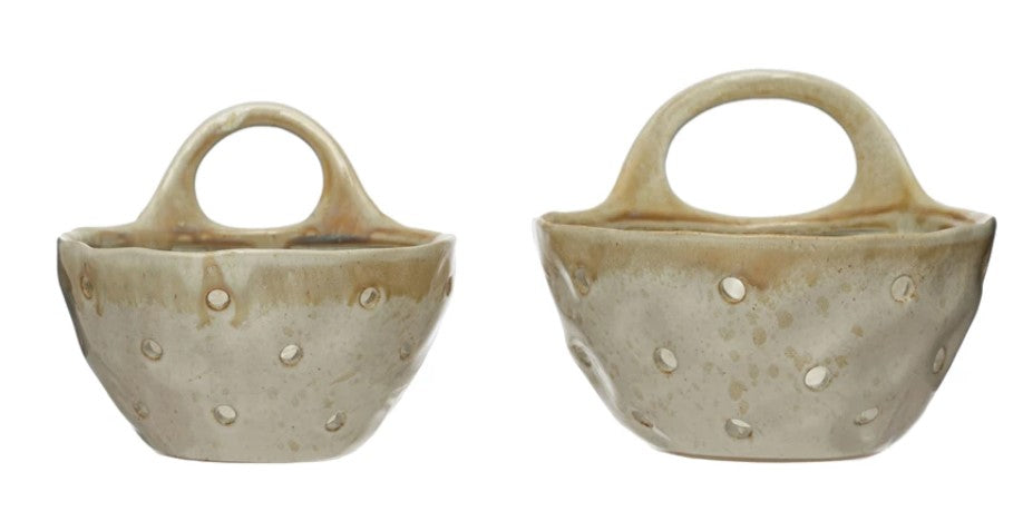 Stoneware berry bowls-Set of 2
